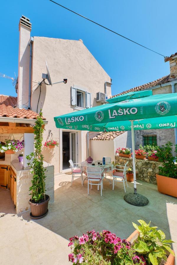 Apartment Kaleta Sveti Jakov المظهر الخارجي الصورة