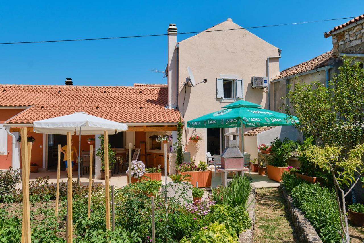 Apartment Kaleta Sveti Jakov المظهر الخارجي الصورة